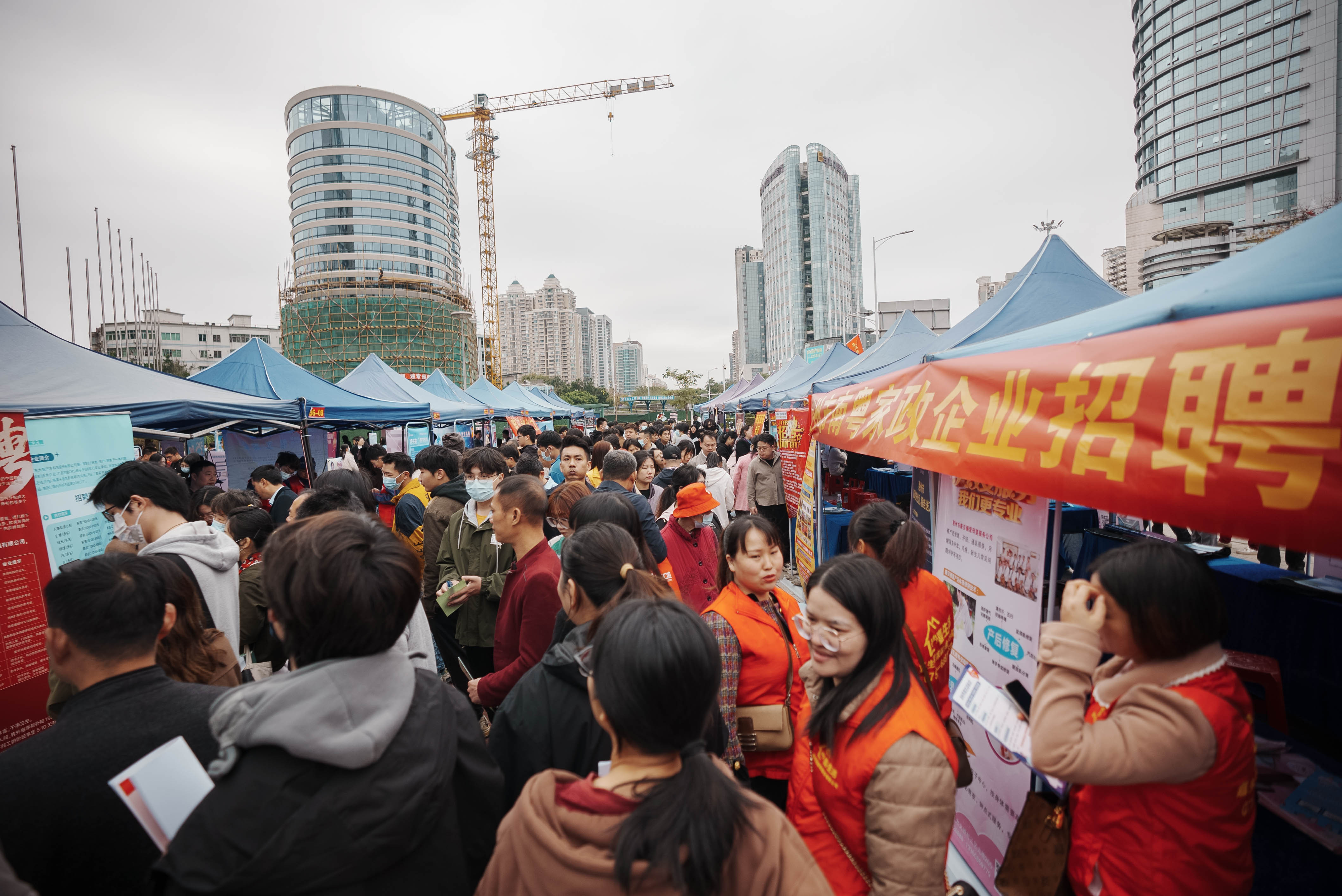 惠东公堂招聘人才市场，构建人才高地，助力地方发展